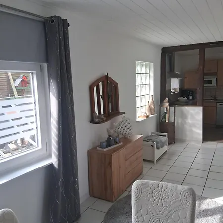 Huckenbroel Apartment *